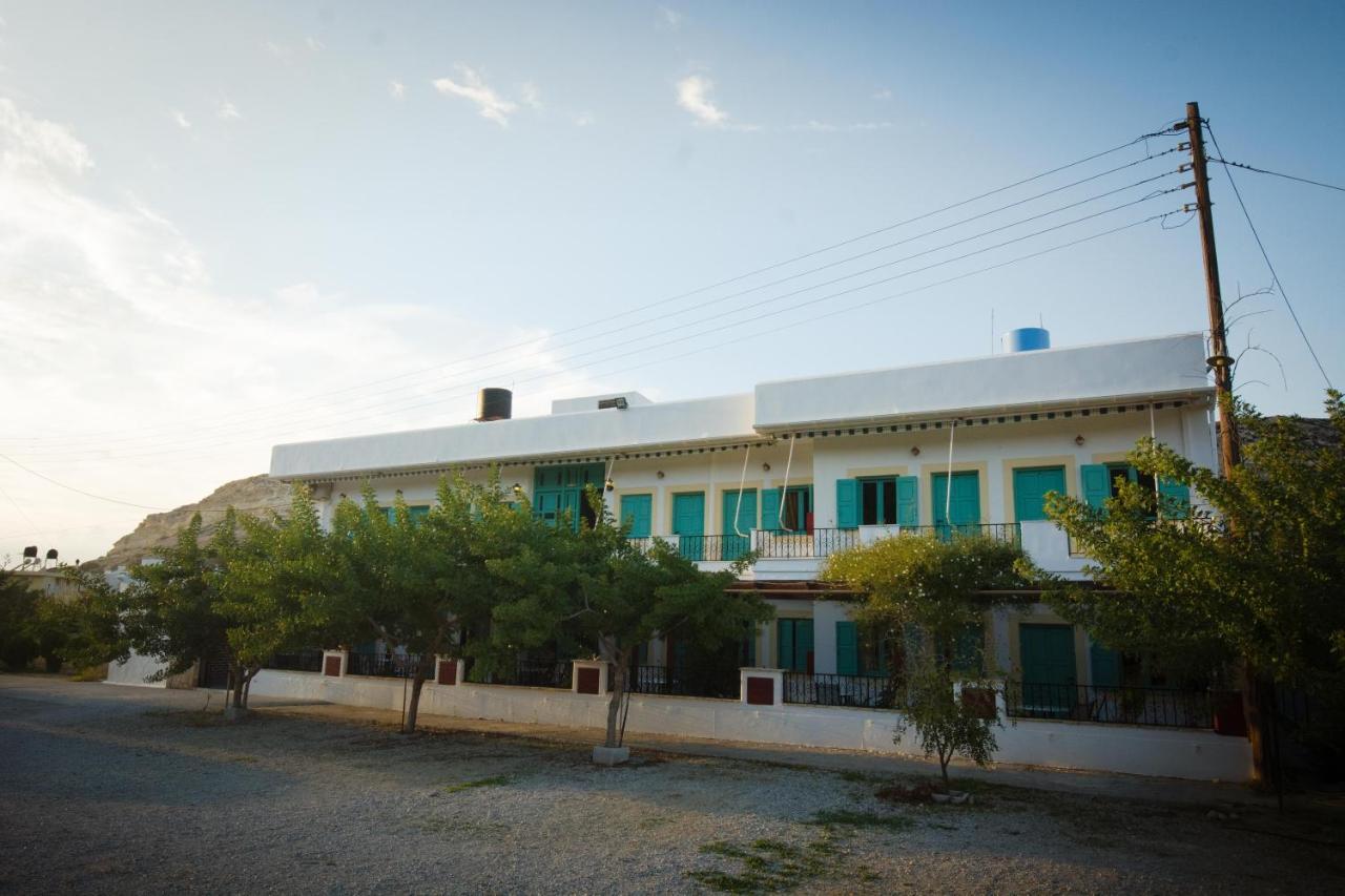Dimitris Villa Hotel Matala Eksteriør billede