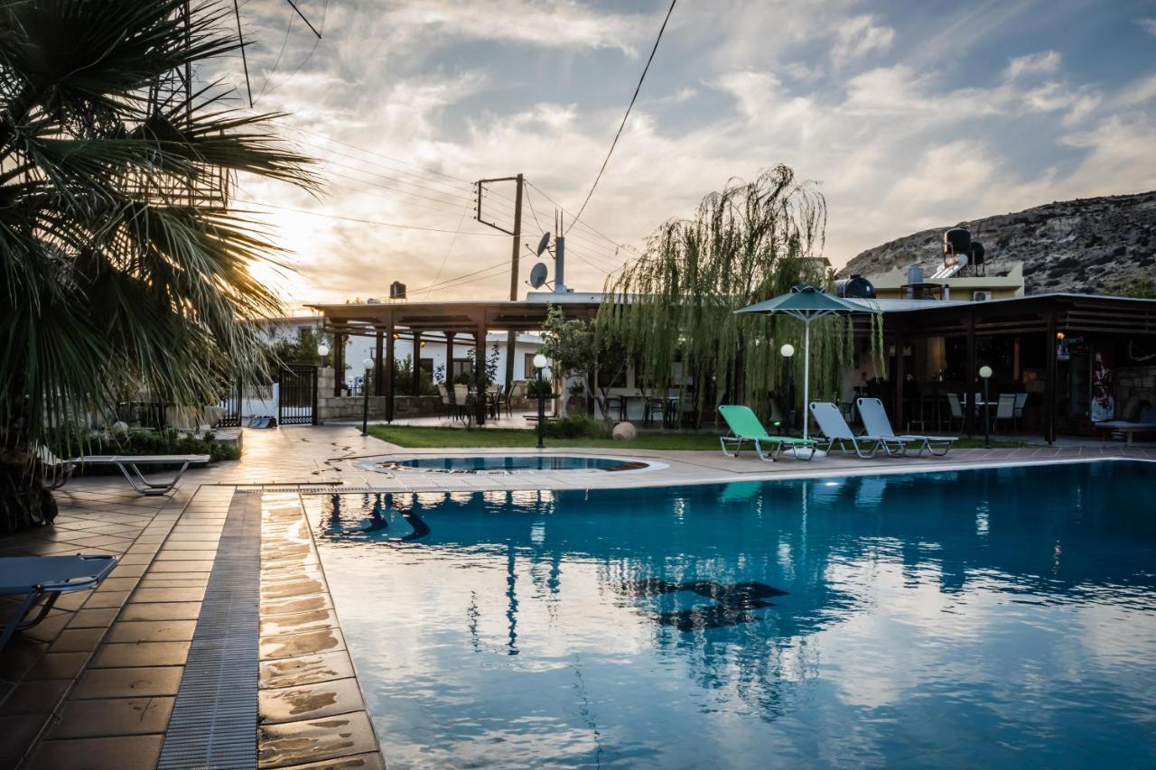 Dimitris Villa Hotel Matala Eksteriør billede
